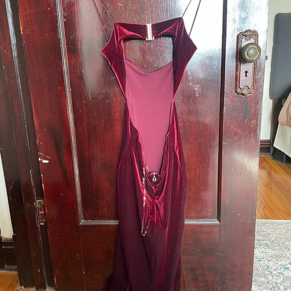 Nookie Dejavu Velvet Midi dress - Picture 3 of 4